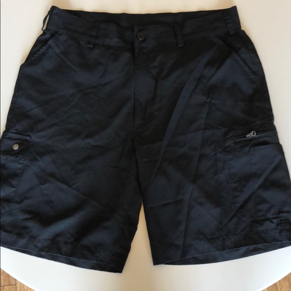 Black under armour cargo shorts